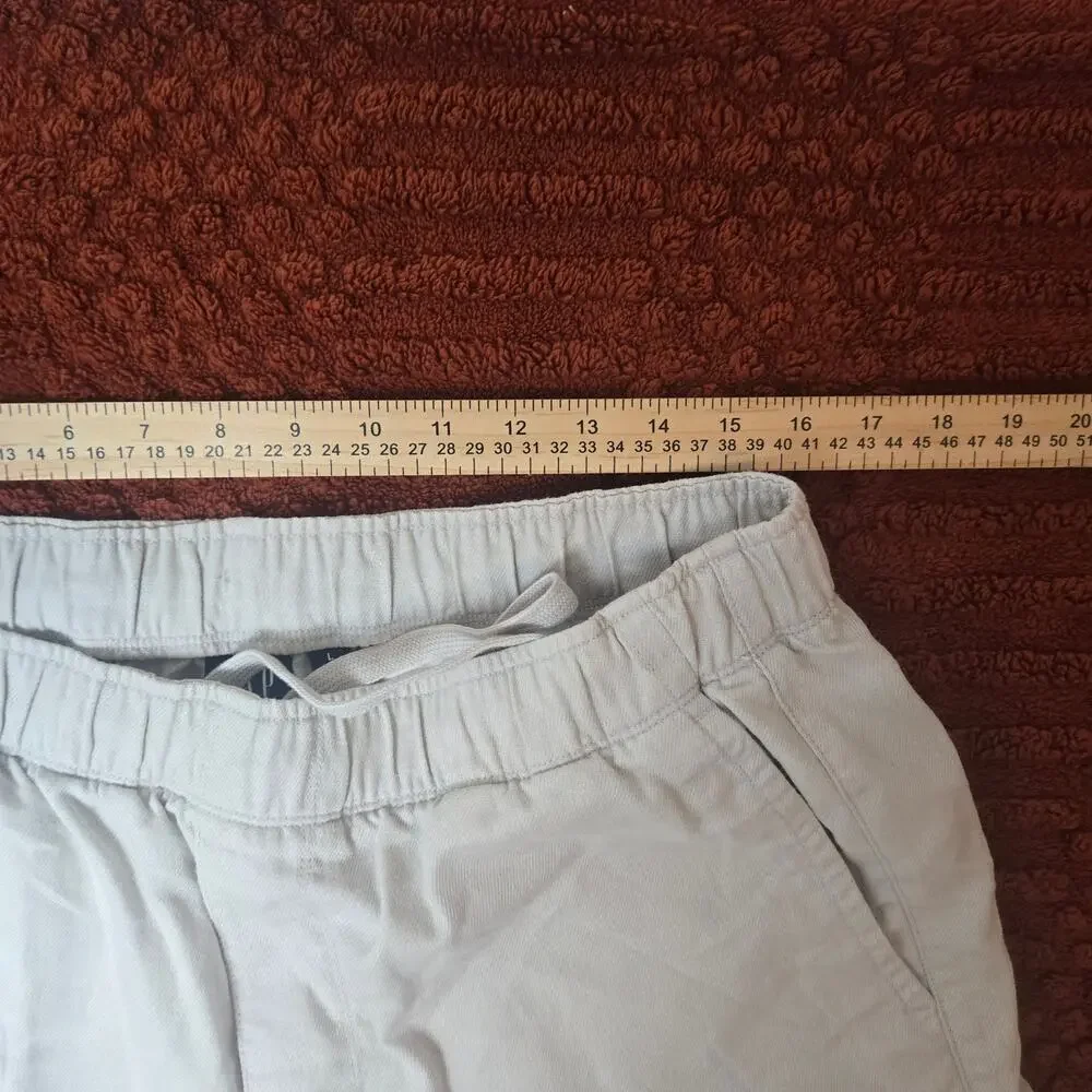 GAP Lightweight Casual Pull-On Shorts size L